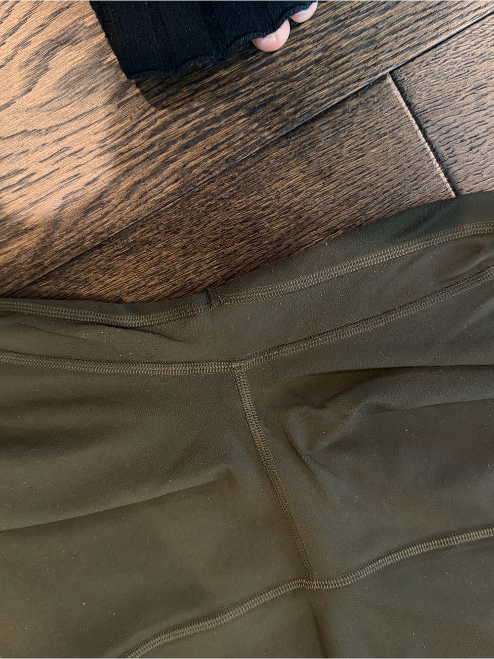 Lululemon align leggings - olive green - Picture 4 of 5
